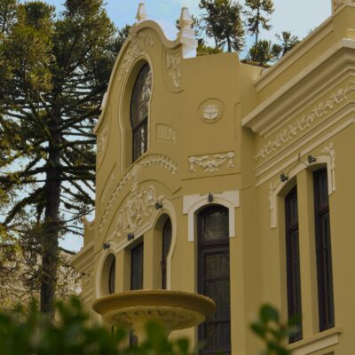 Museu Municipal Aristides Espósito, em Ponta Grossa